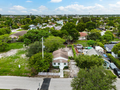 114 NW 10th Avenue, Delray Beach, FL 33444