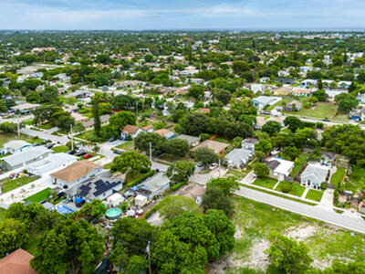 114 NW 10th Avenue, Delray Beach, FL 33444