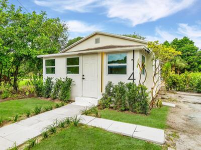 114 NW 10th Avenue, Delray Beach, FL 33444