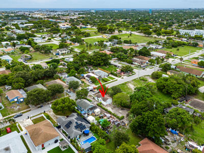 114 NW 10th Avenue, Delray Beach, FL 33444