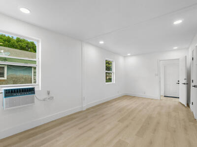 114 NW 10th Avenue, Delray Beach, FL 33444