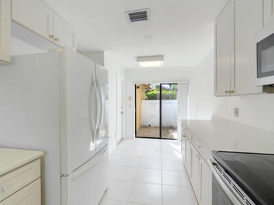 6090 Aloma Lane, Boca Raton, FL 33433