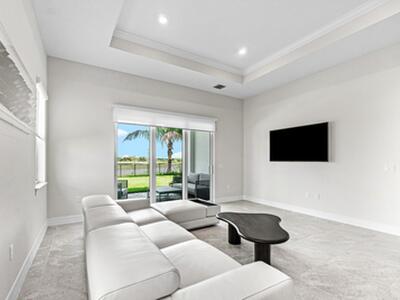 12325 Frontline Lane, Palm Beach Gardens, FL 33412