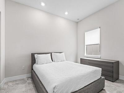 12325 Frontline Lane, Palm Beach Gardens, FL 33412