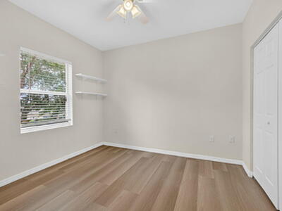 513 Talia Circle, Palm Springs, FL 33461