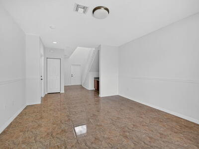 513 Talia Circle, Palm Springs, FL 33461