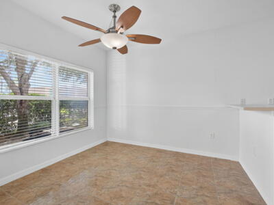 513 Talia Circle, Palm Springs, FL 33461