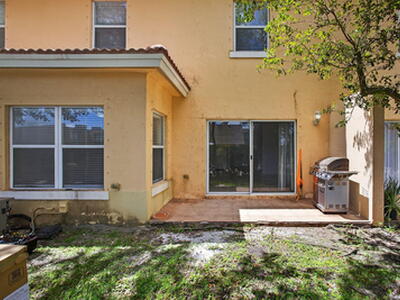 513 Talia Circle, Palm Springs, FL 33461