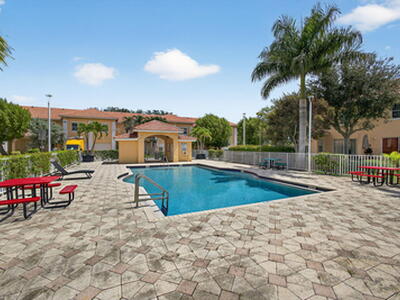 513 Talia Circle, Palm Springs, FL 33461