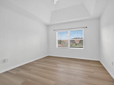 513 Talia Circle, Palm Springs, FL 33461