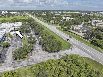 777 37th Street, Vero Beach, FL 32960
