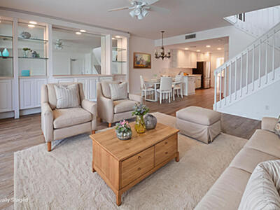 327 Salinas Drive, Palm Beach Gardens, FL 33410