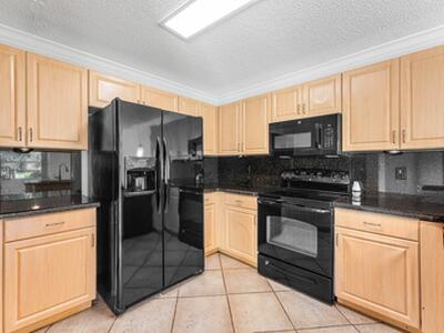 3256 Commodore Court, West Palm Beach, FL 33411