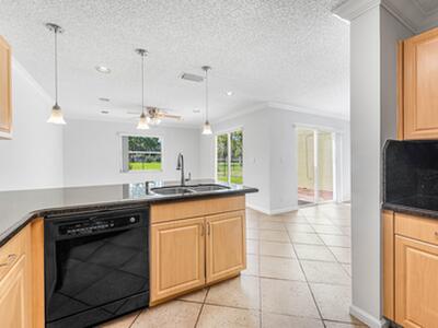 3256 Commodore Court, West Palm Beach, FL 33411