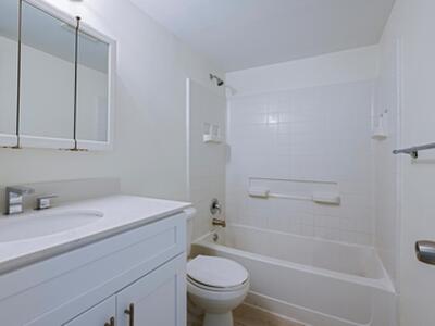 1505 Crescent Circle, Lake Park, FL 33403