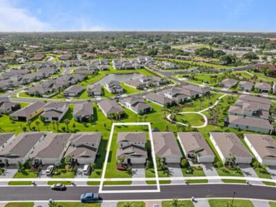 5742 Graceful Way, Delray Beach, FL 33484