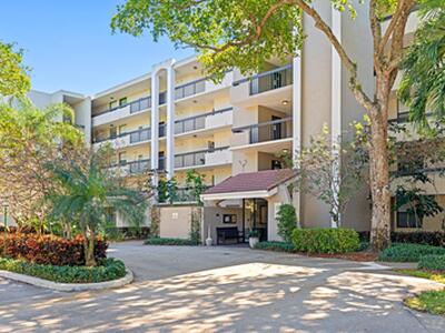 820 Lavers Circle, Delray Beach, FL 33444