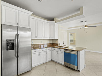 5919 Walnut Park Ln Lane, Fort Pierce, FL 34951