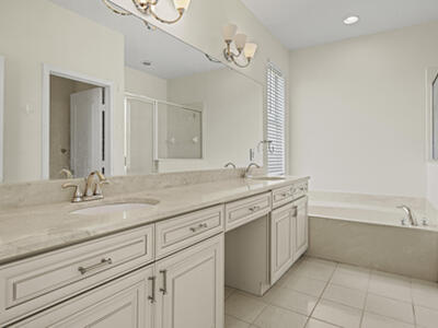 5919 Walnut Park Ln Lane, Fort Pierce, FL 34951