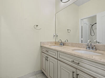 5919 Walnut Park Ln Lane, Fort Pierce, FL 34951