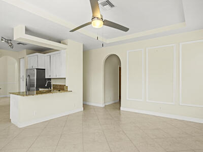 5919 Walnut Park Ln Lane, Fort Pierce, FL 34951