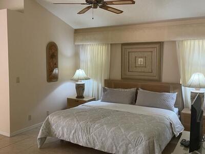 13471 Miles Standish Prt, Palm Beach Gardens, FL 33410