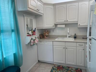 137 Flanders C, Delray Beach, FL 33484