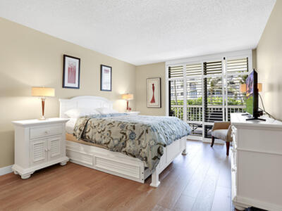 3300 S Ocean 202 S Boulevard, Palm Beach, FL 33480