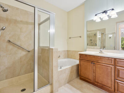 10560 SW Stephanie Way, Port Saint Lucie, FL 34987