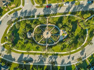 10560 SW Stephanie Way, Port Saint Lucie, FL 34987