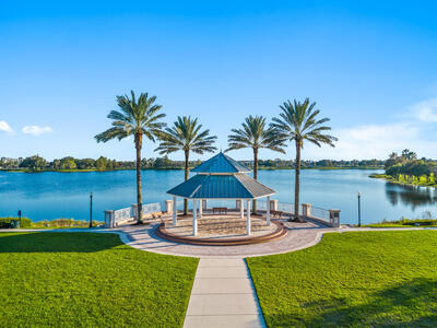 10560 SW Stephanie Way, Port Saint Lucie, FL 34987