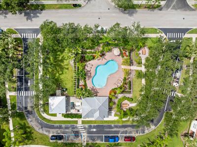 10560 SW Stephanie Way, Port Saint Lucie, FL 34987