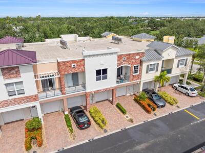 10560 SW Stephanie Way, Port Saint Lucie, FL 34987