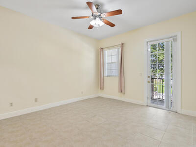 10560 SW Stephanie Way, Port Saint Lucie, FL 34987