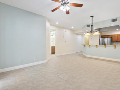 10560 SW Stephanie Way, Port Saint Lucie, FL 34987