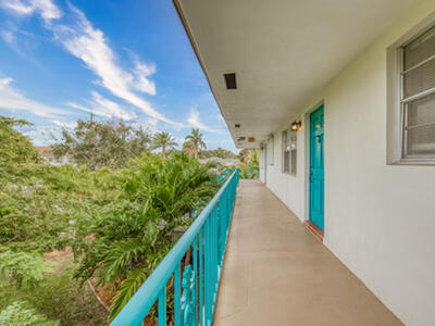 301 S Lakeside Drive, Lake Worth Beach, FL 33460