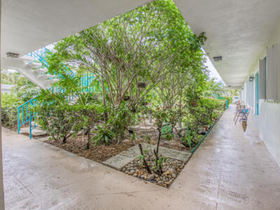 301 S Lakeside Drive, Lake Worth Beach, FL 33460