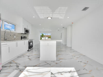 16315 SW 107th Avenue, Miami, FL 33157