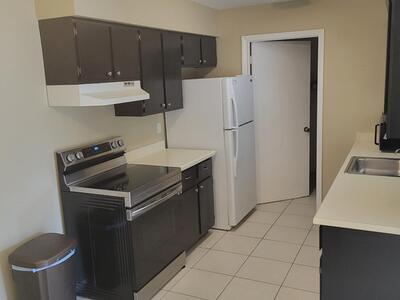 3904 NW Cinnamon Tree Circle, Jensen Beach, FL 34957