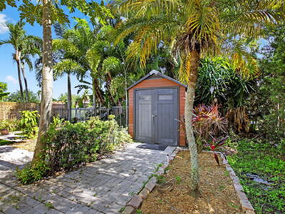 3527 Stratton Lane, Boynton Beach, FL 33436