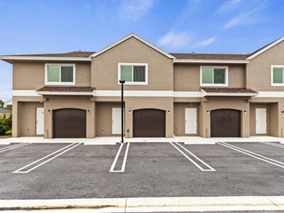 4498 SW Port Saint Lucie Boulevard