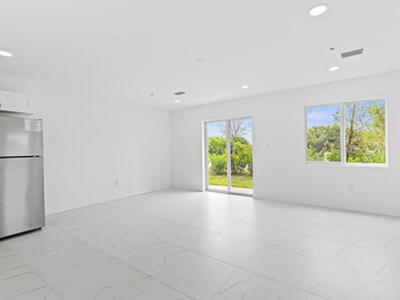 4498 SW Port Saint Lucie Boulevard, Port Saint Lucie, FL 34953