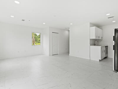 4498 SW Port Saint Lucie Boulevard, Port Saint Lucie, FL 34953