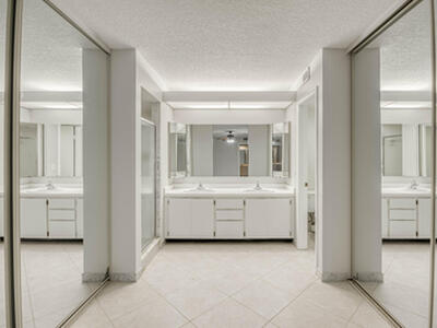 1221 12th Lane, Palm Beach Gardens, FL 33418