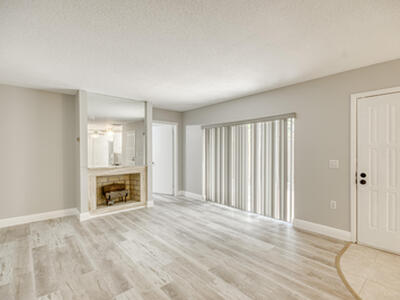 1221 12th Lane, Palm Beach Gardens, FL 33418