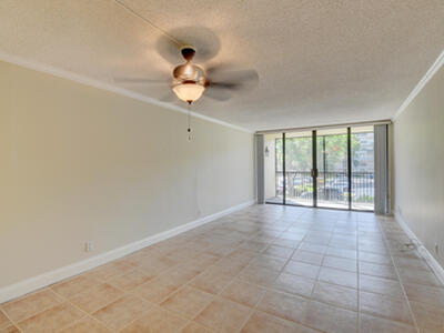 16 Royal Palm Way, Boca Raton, FL 33432