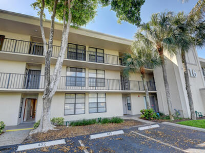 16 Royal Palm Way, Boca Raton, FL 33432