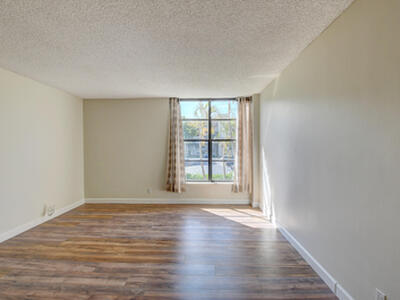 16 Royal Palm Way, Boca Raton, FL 33432