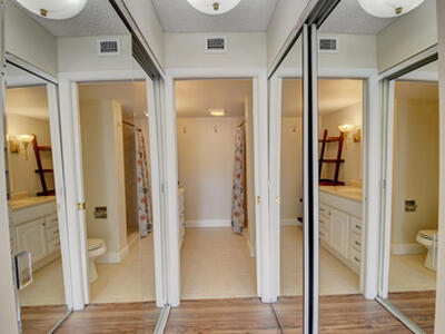 16 Royal Palm Way, Boca Raton, FL 33432