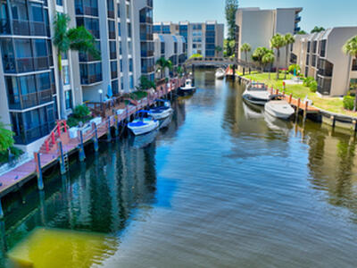 16 Royal Palm Way, Boca Raton, FL 33432